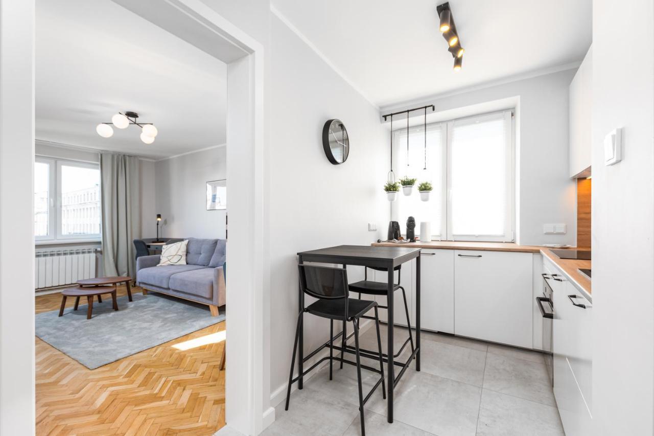 Pl. Dabrowskiego 12 By Homeprime Warsaw Exterior photo